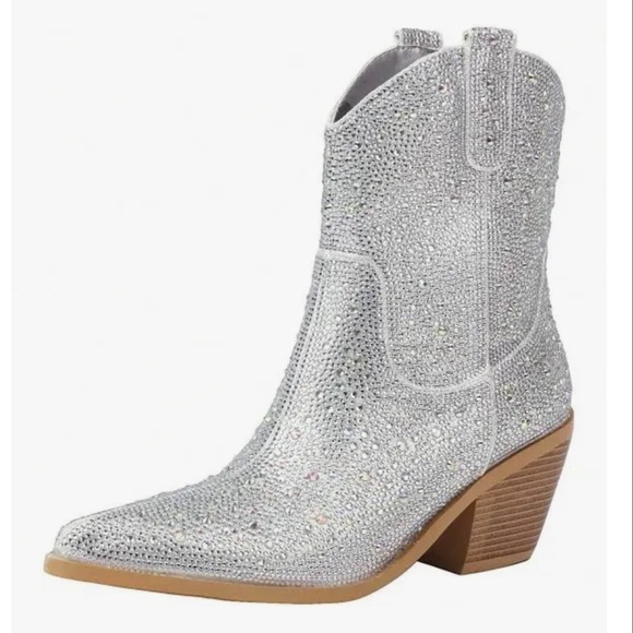 Sparkling boots, brand new with box.  Stunning and quite a sensation! - Picture 1 of 12